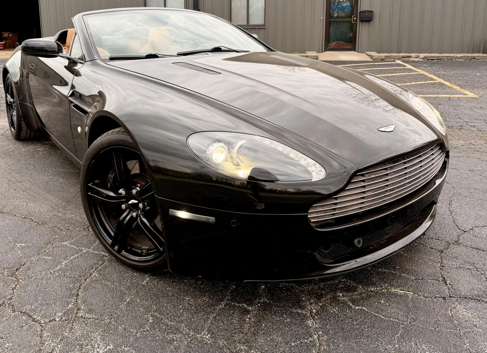 2009 Aston Martin V8 Vantage (2006-2017) - Image 15 of 31
