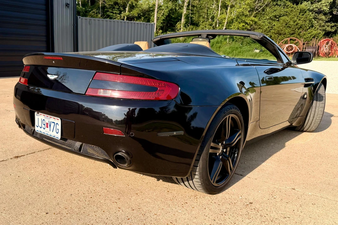 2009 Aston Martin V8 Vantage (2006-2017) - Image 4 of 31