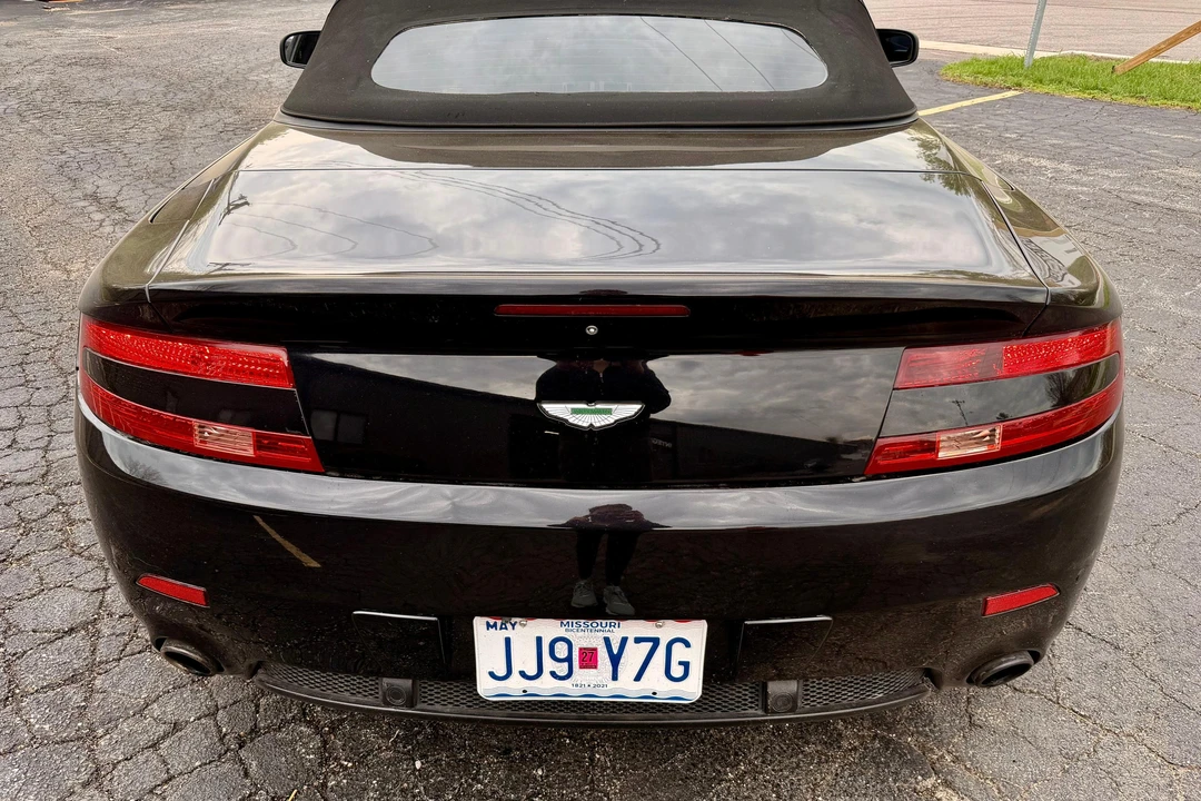 2009 Aston Martin V8 Vantage (2006-2017) - Image 11 of 31