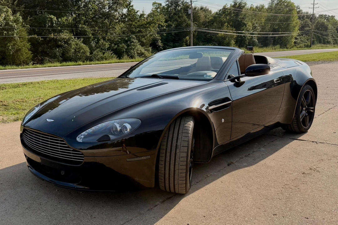 2009 Aston Martin V8 Vantage (2006-2017) - Image 6 of 31