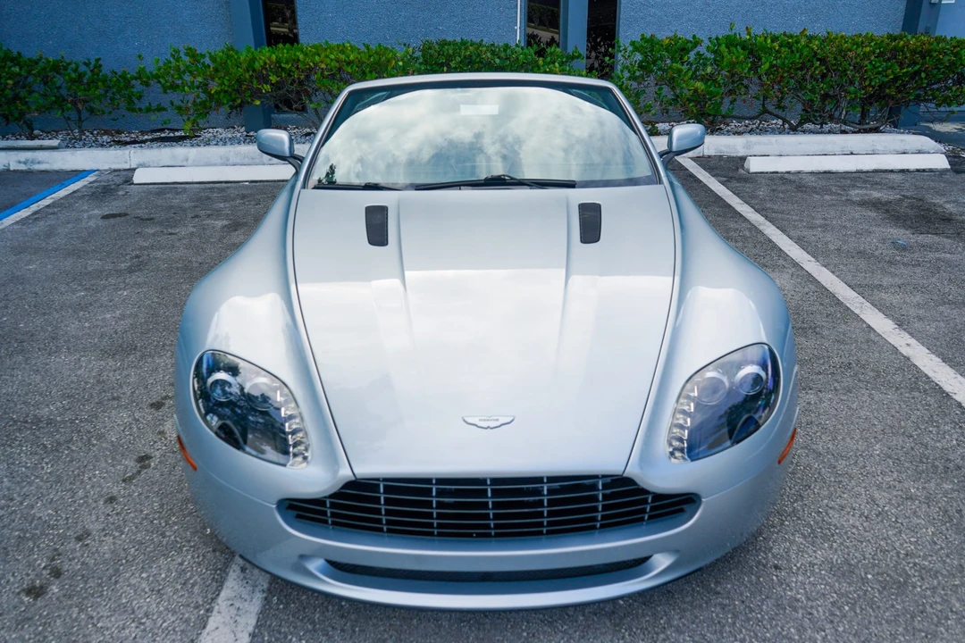 2009 Aston Martin V8 Vantage (2006-2017) - Image 5 of 31