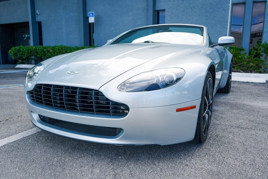 2009 Aston Martin V8 Vantage (2006-2017) - Image 4 of 31