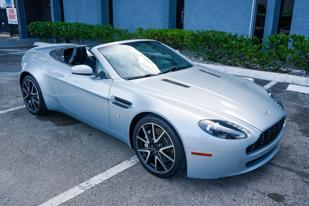 2009 Aston Martin V8 Vantage (2006-2017) - Image 11 of 31