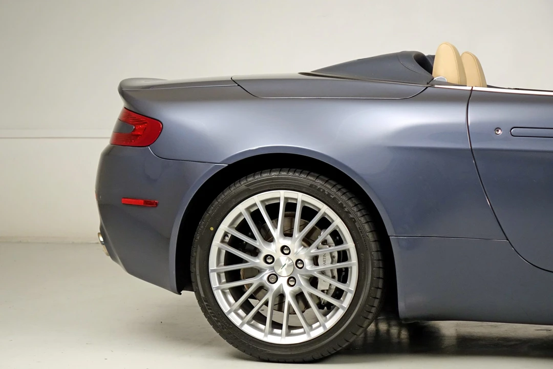 2009 Aston Martin V8 Vantage (2006-2017) - Image 27 of 31