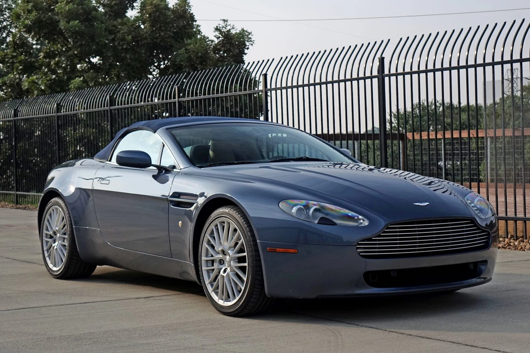 2009 Aston Martin V8 Vantage (2006-2017) - Image 15 of 31