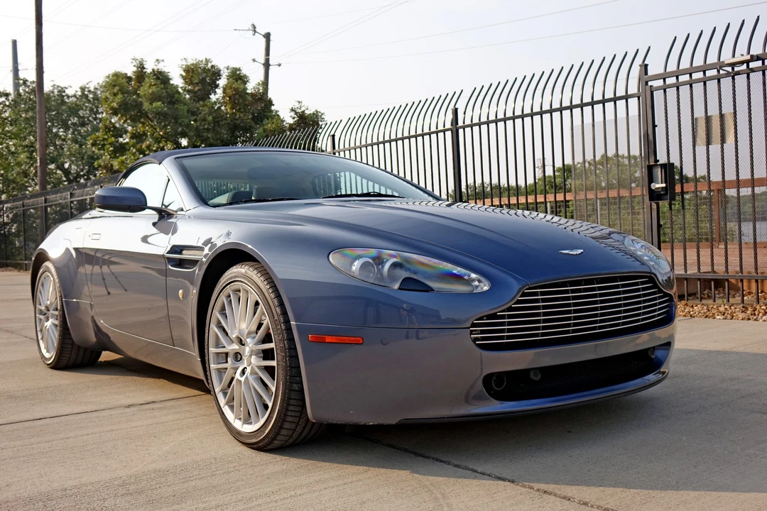 2009 Aston Martin V8 Vantage (2006-2017) - Image 16 of 31
