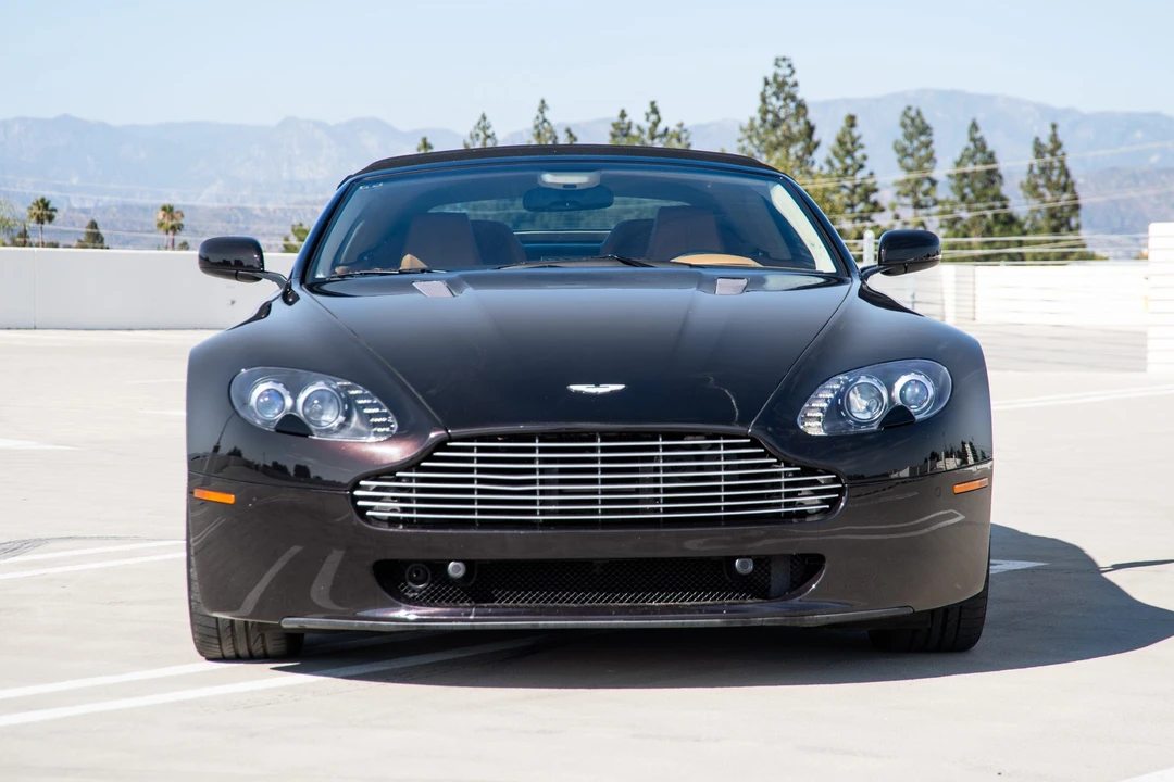 2009 Aston Martin V8 Vantage (2006-2017) - Image 10 of 31