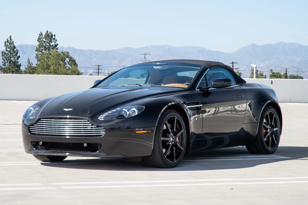2009 Aston Martin V8 Vantage (2006-2017) - Image 9 of 31