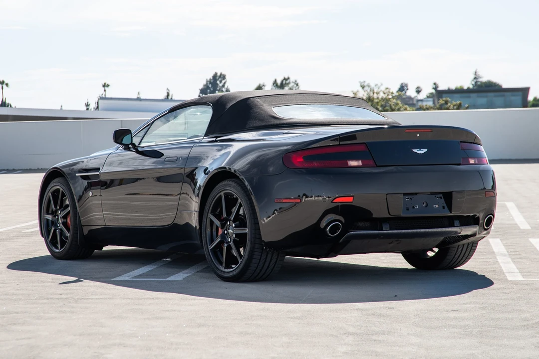 2009 Aston Martin V8 Vantage (2006-2017) - Image 15 of 31
