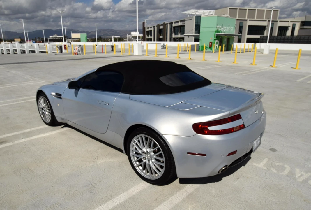 2009 Aston Martin V8 Vantage (2006-2017) - Image 3 of 6