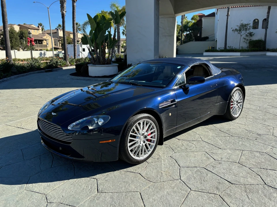 2009 Aston Martin V8 Vantage (2006-2017) - Image 22 of 31