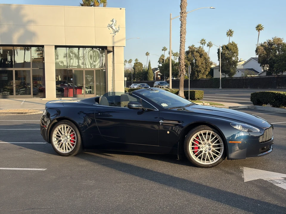 2009 Aston Martin V8 Vantage (2006-2017) - Image 16 of 31