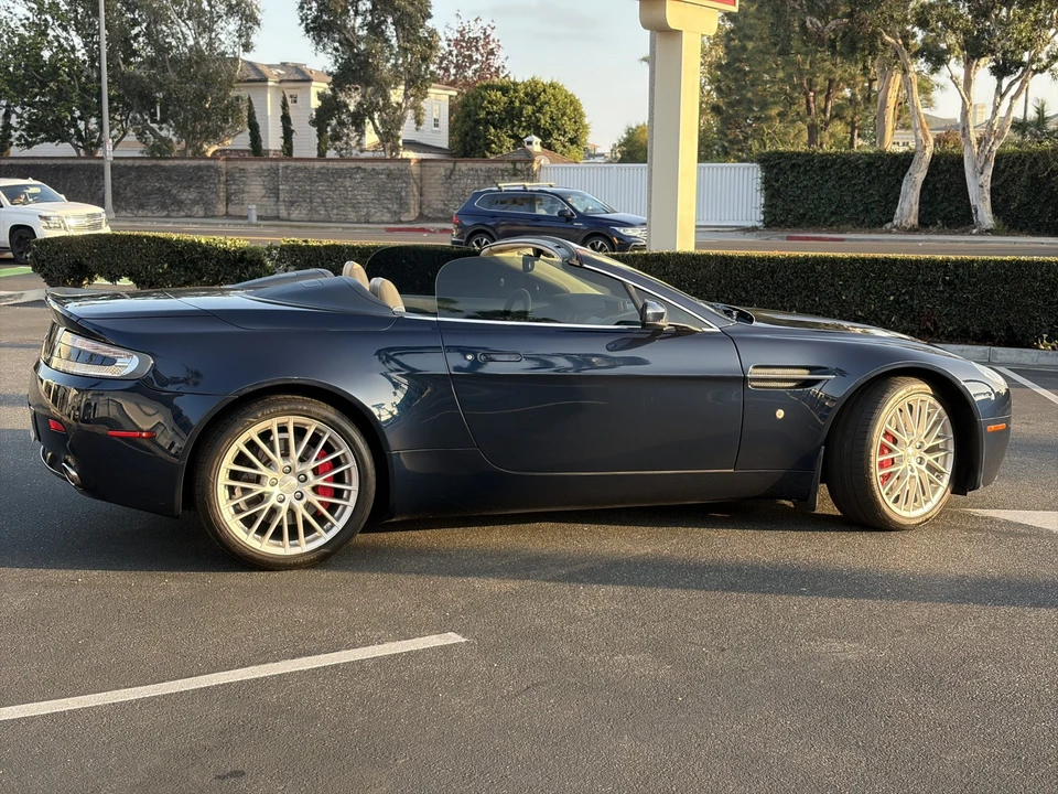 2009 Aston Martin V8 Vantage (2006-2017) - Image 15 of 31