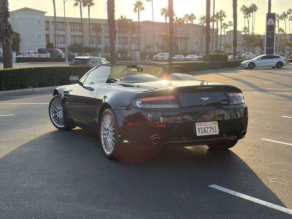 2009 Aston Martin V8 Vantage (2006-2017) - Image 11 of 31