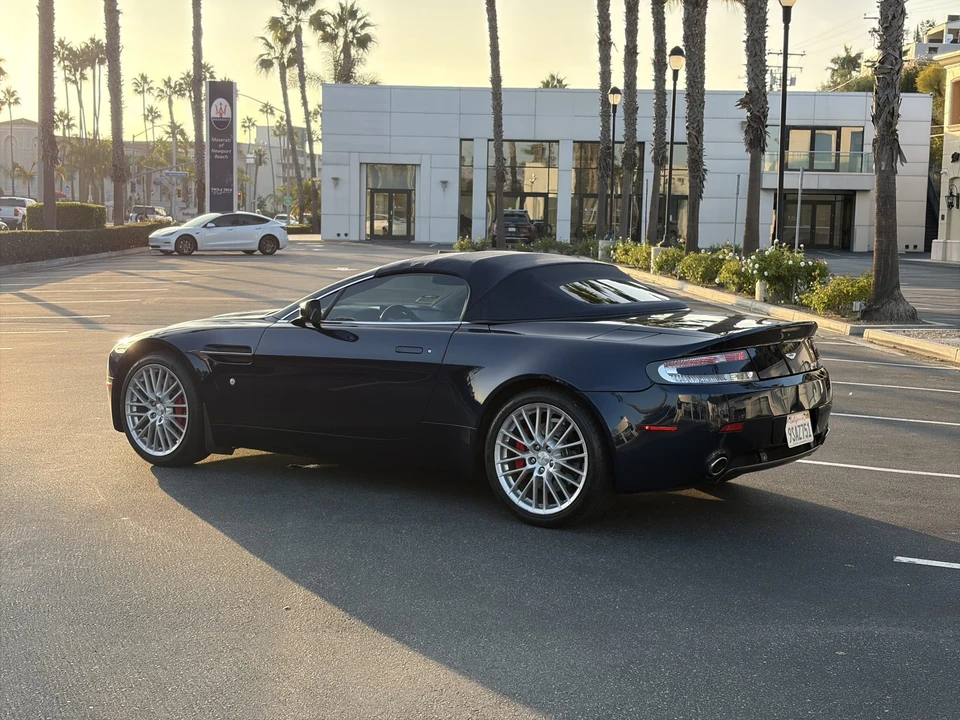 2009 Aston Martin V8 Vantage (2006-2017) - Image 25 of 31