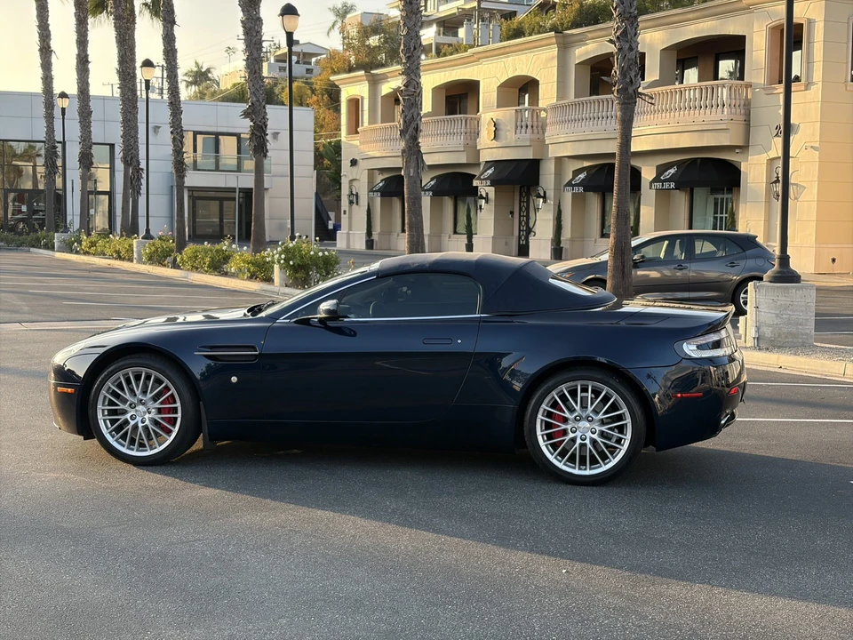 2009 Aston Martin V8 Vantage (2006-2017) - Image 24 of 31