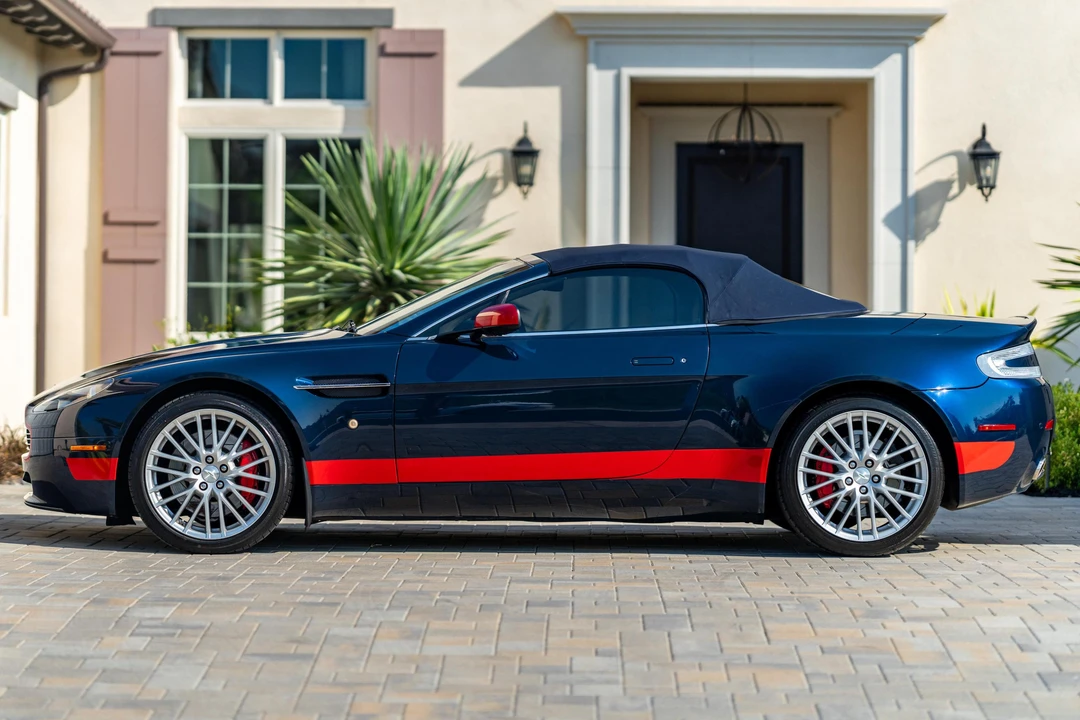 2009 Aston Martin V8 Vantage (2006-2017) - Image 3 of 31