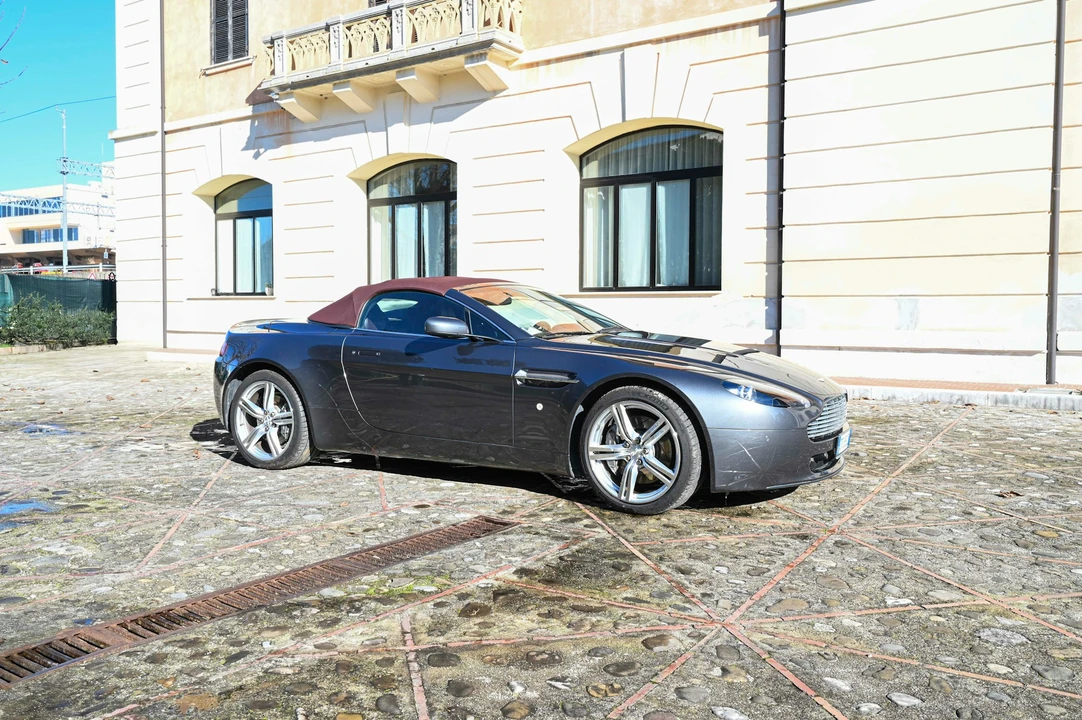 2009 Aston Martin V8 Vantage (2006-2017) - Image 21 of 21