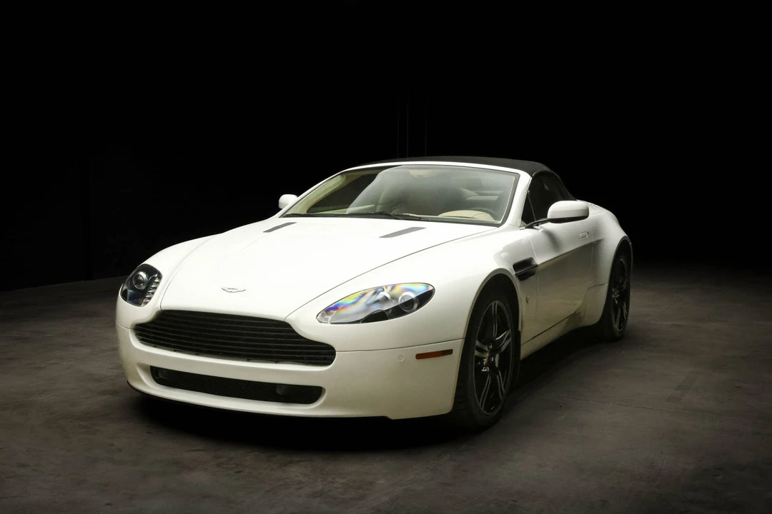 2009 Aston Martin V8 Vantage (2006-2017) - Image 17 of 31