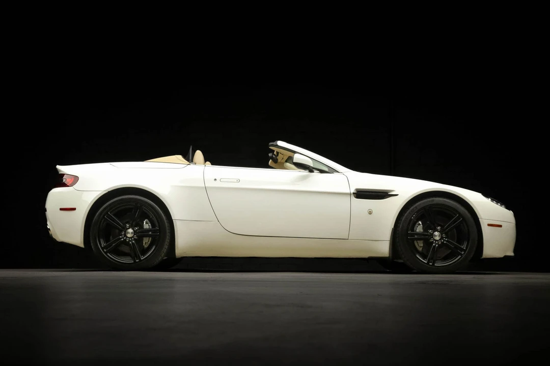 2009 Aston Martin V8 Vantage (2006-2017) - Image 31 of 31