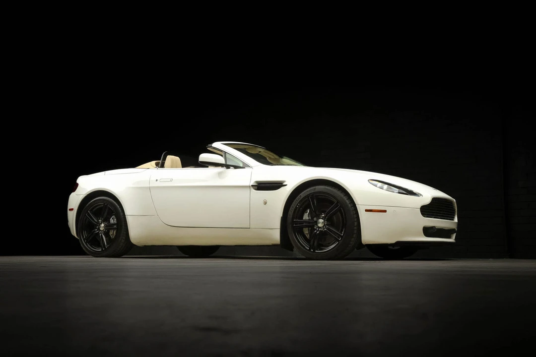 2009 Aston Martin V8 Vantage (2006-2017) - Image 28 of 31