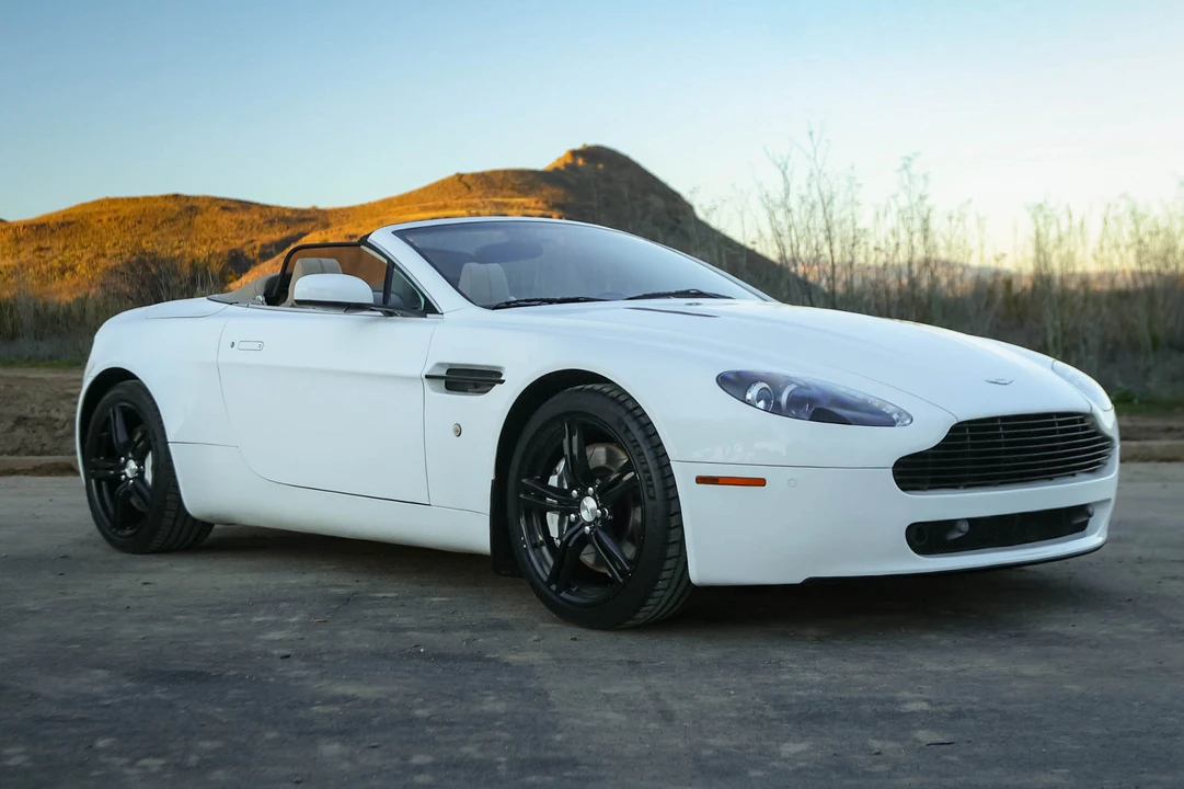 2009 Aston Martin V8 Vantage (2006-2017) - Image 6 of 31