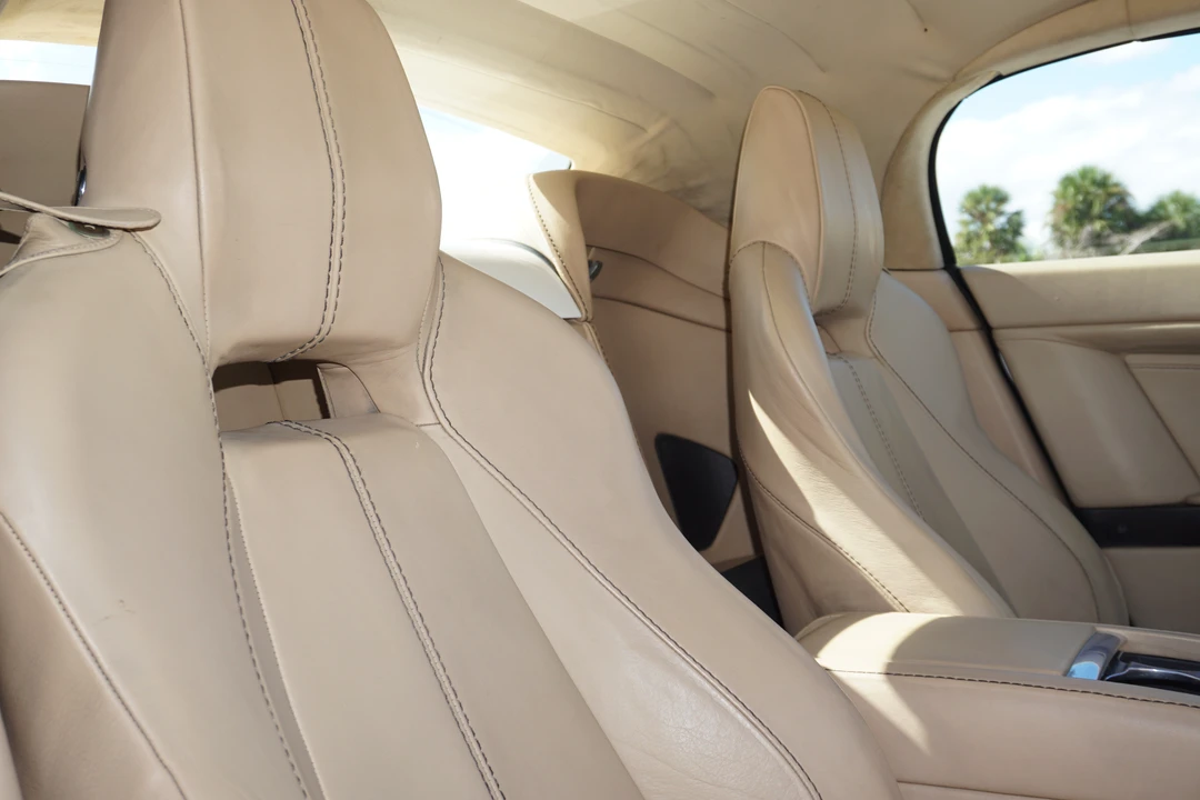 2009 Aston Martin Vantage - Image 26 of 31