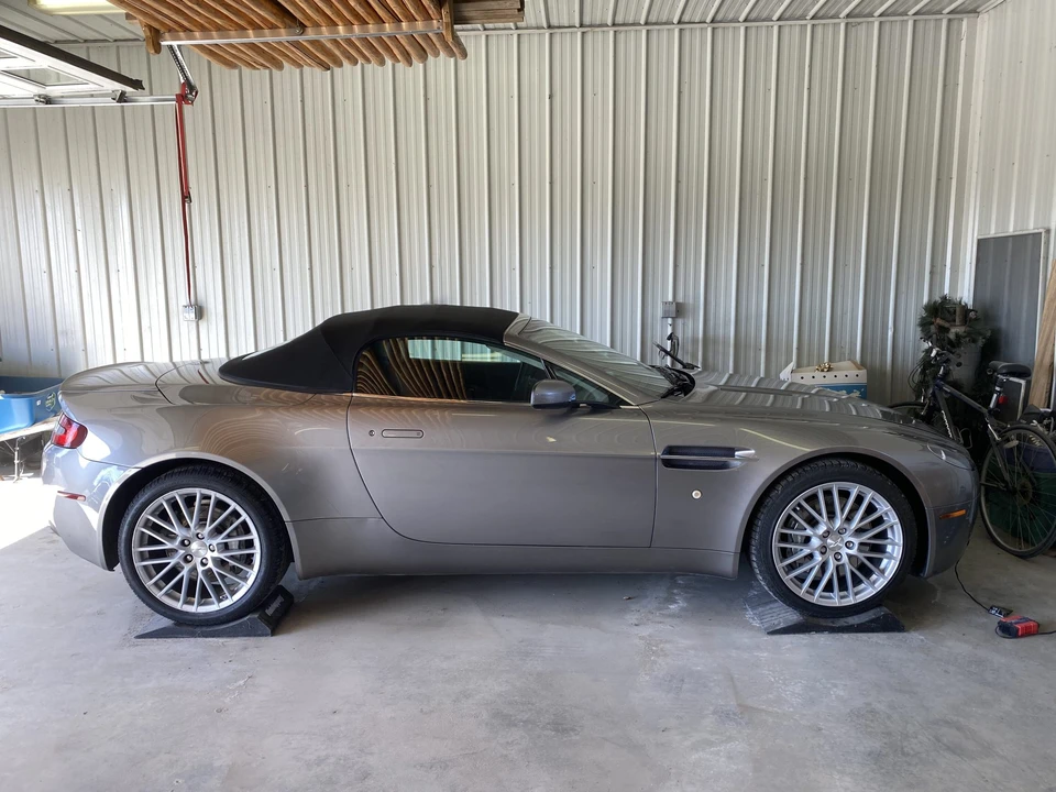 2009 Aston Martin V8 Vantage (2006-2017) - Image 8 of 31