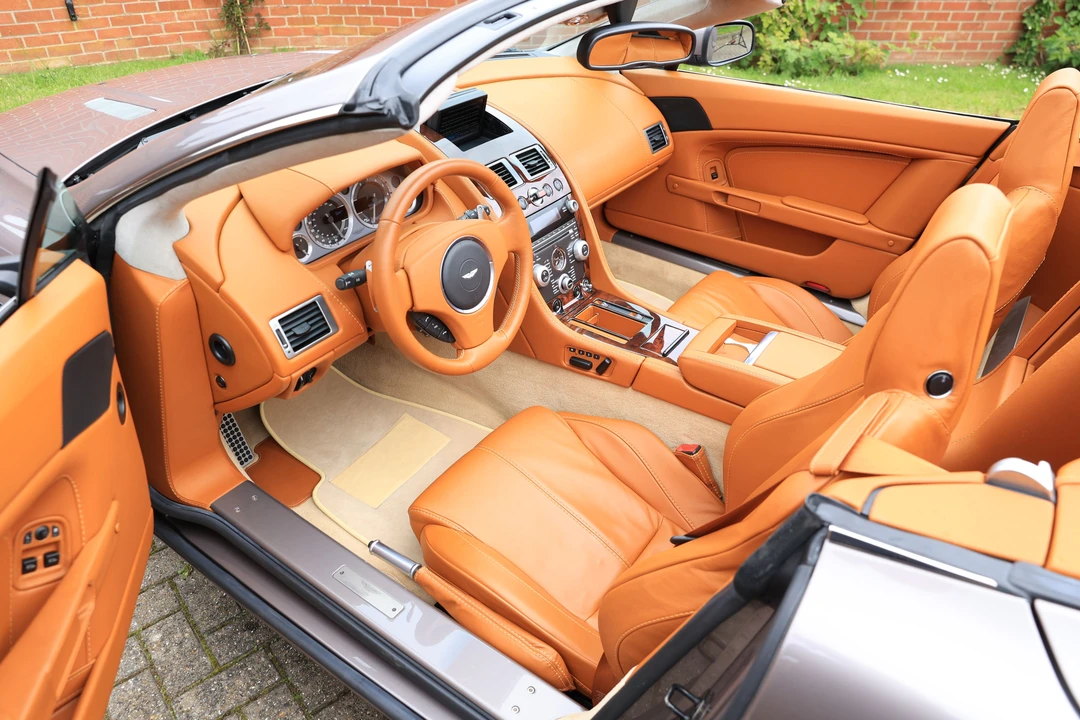 2009 Aston Martin V8 Vantage (2006-2017) - Image 12 of 28