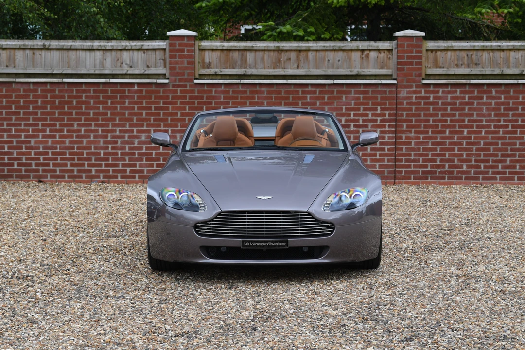 2009 Aston Martin V8 Vantage (2006-2017) - Image 6 of 28