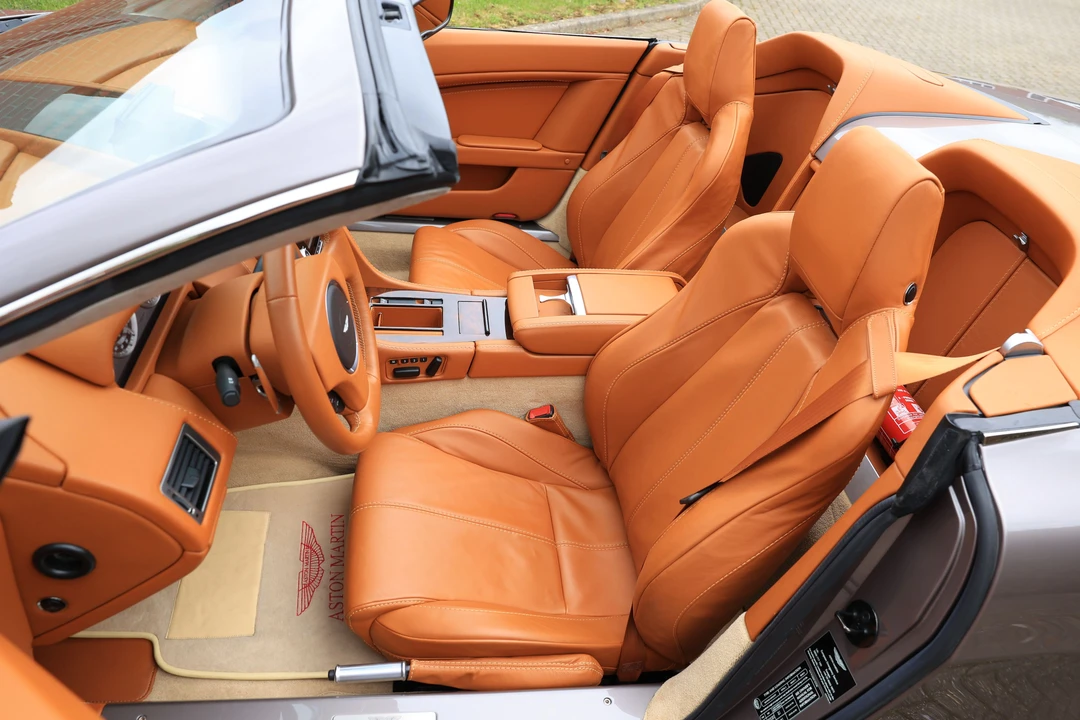 2009 Aston Martin V8 Vantage (2006-2017) - Image 13 of 28