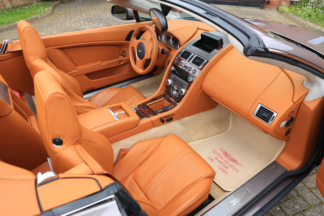 2009 Aston Martin V8 Vantage (2006-2017) - Image 15 of 28