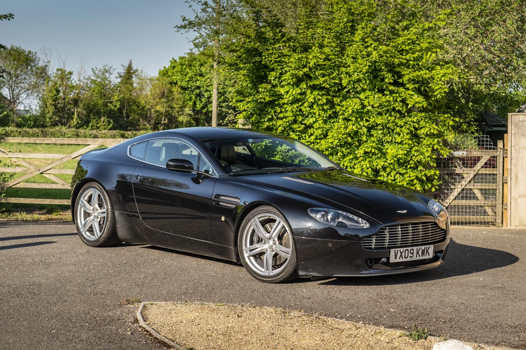 2009 Aston Martin V8 Vantage (2006-2017) - Image 18 of 31