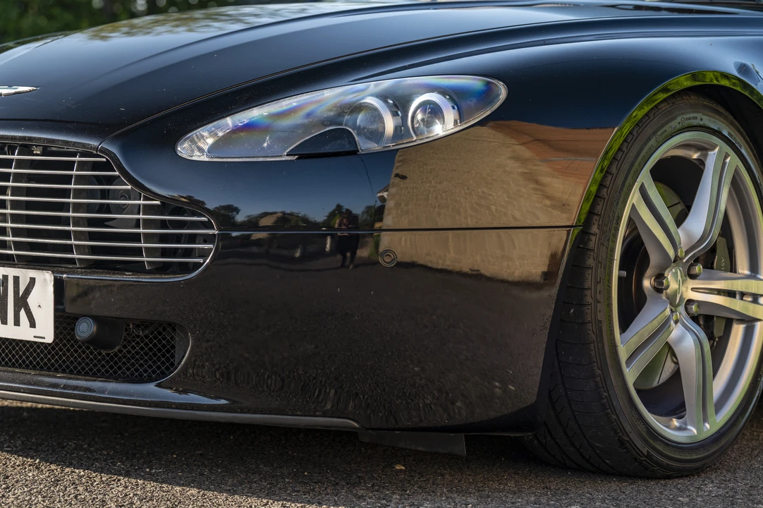 2009 Aston Martin V8 Vantage (2006-2017) - Image 26 of 31