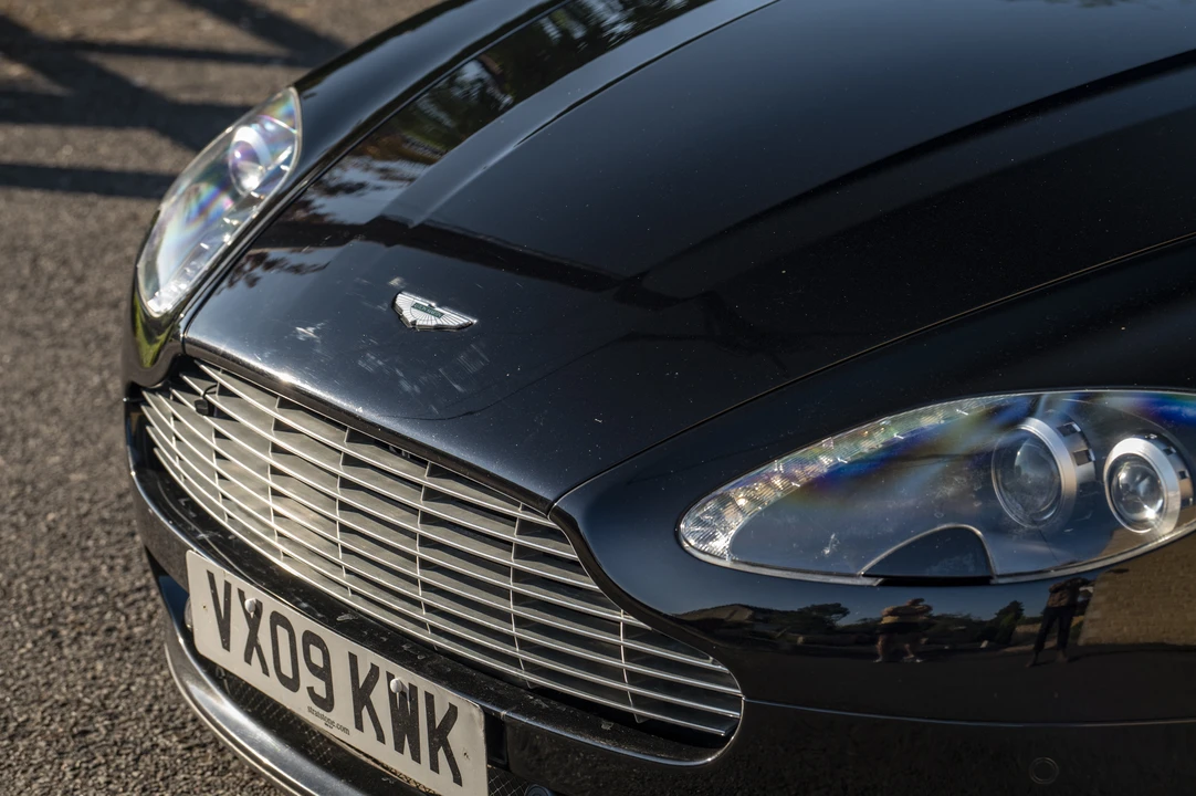 2009 Aston Martin V8 Vantage (2006-2017) - Image 27 of 31