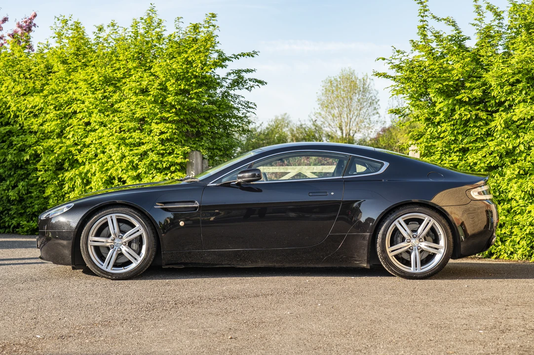 2009 Aston Martin V8 Vantage (2006-2017) - Image 4 of 31