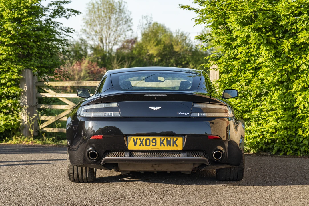 2009 Aston Martin V8 Vantage (2006-2017) - Image 6 of 31