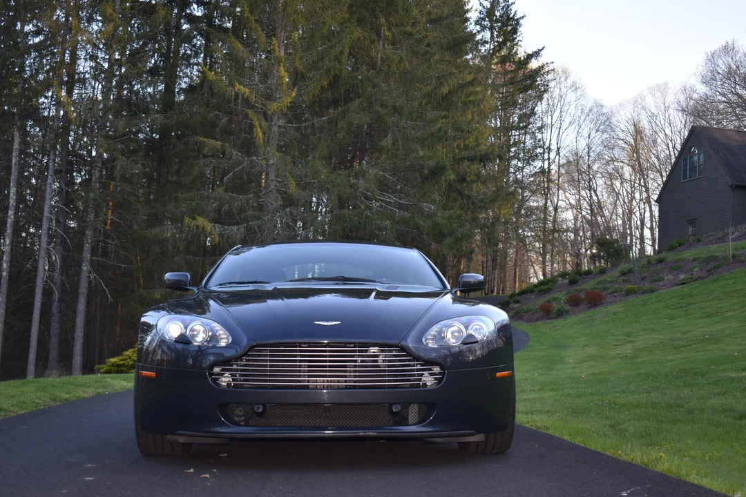 2009 Aston Martin V8 Vantage (2006-2017) - Image 6 of 31