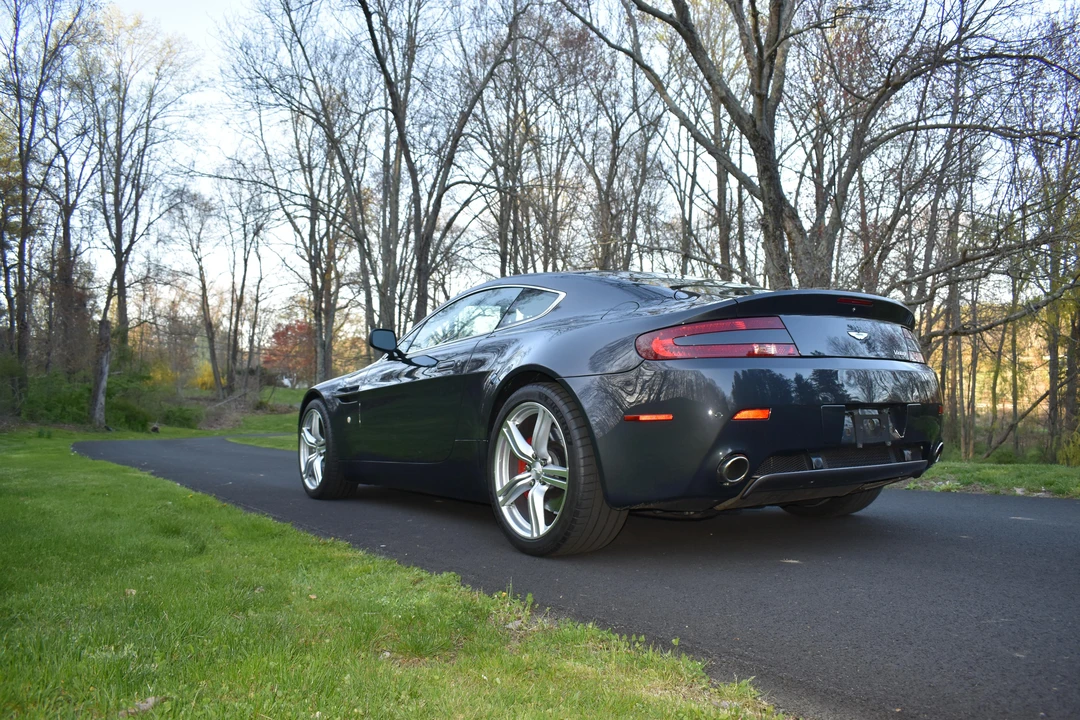 2009 Aston Martin V8 Vantage (2006-2017) - Image 12 of 31