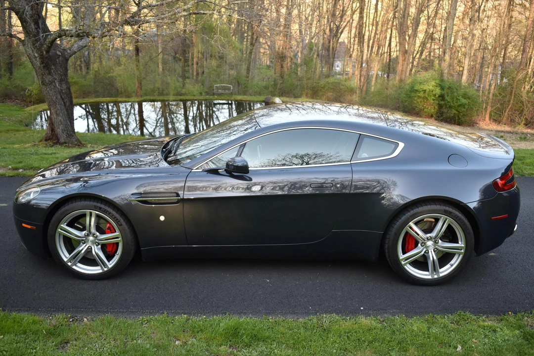 2009 Aston Martin V8 Vantage (2006-2017) - Image 3 of 31