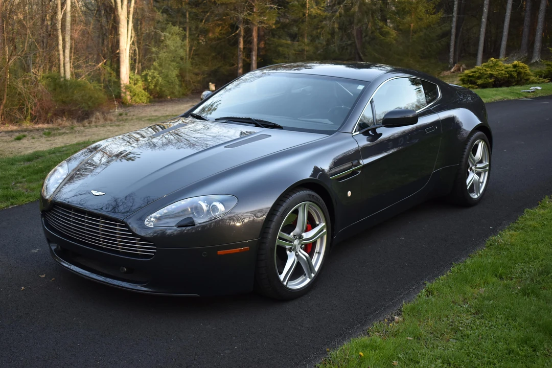 2009 Aston Martin V8 Vantage (2006-2017) - Image 8 of 31