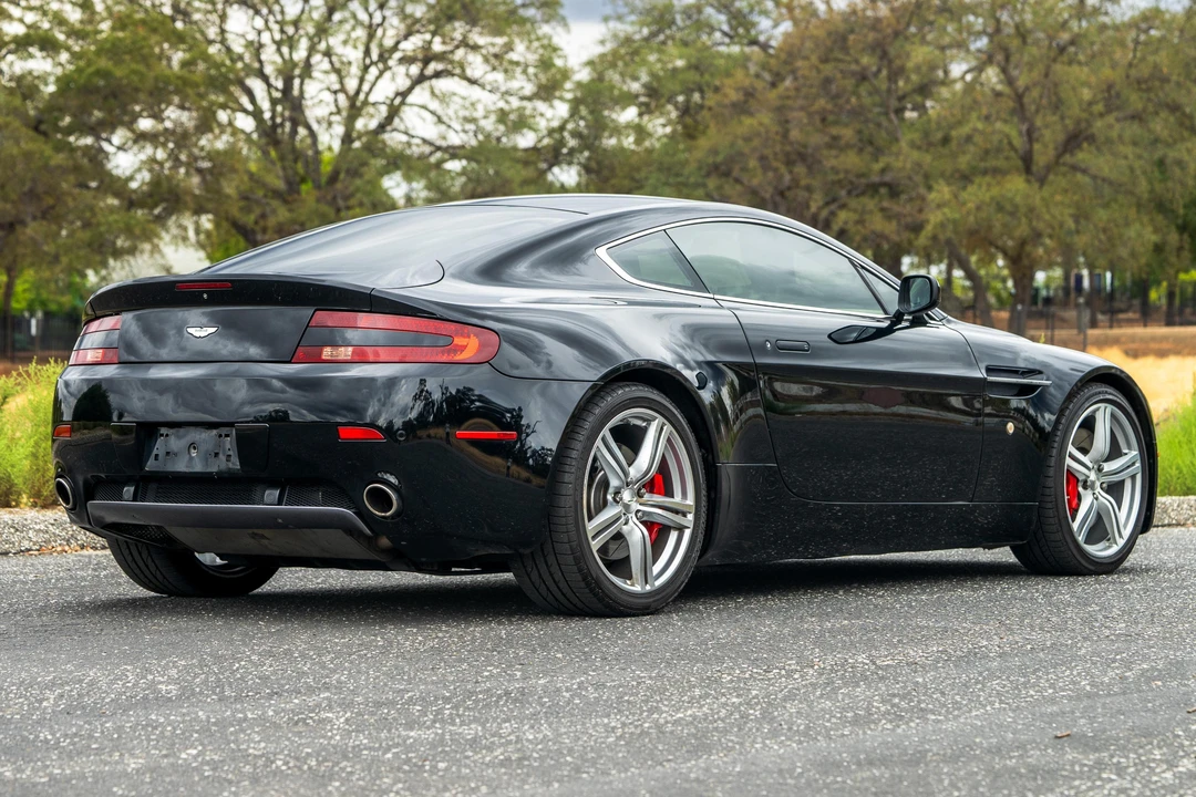 2009 Aston Martin V8 Vantage (2006-2017) - Image 13 of 31