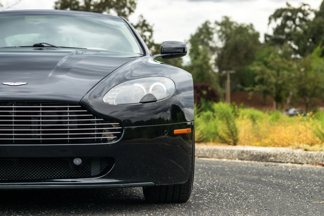 2009 Aston Martin V8 Vantage (2006-2017) - Image 17 of 31