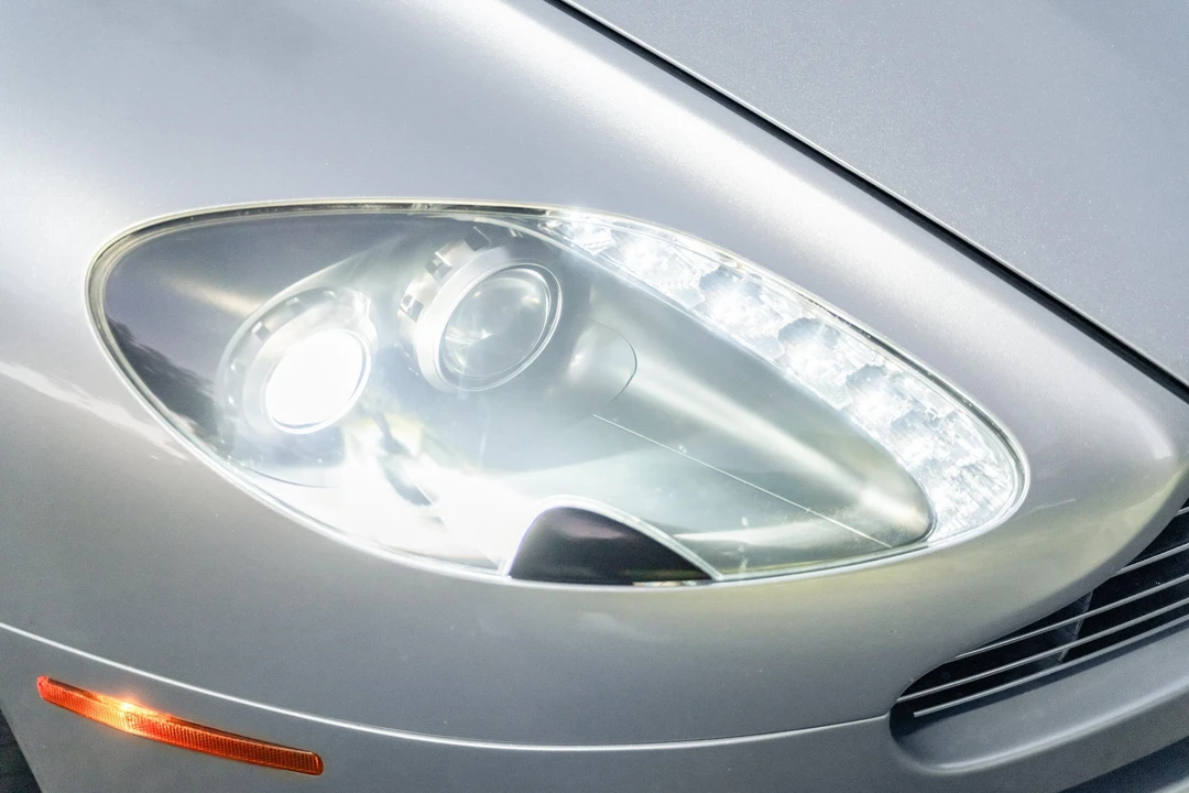 2009 Aston Martin V8 Vantage (2006-2017) - Image 13 of 31