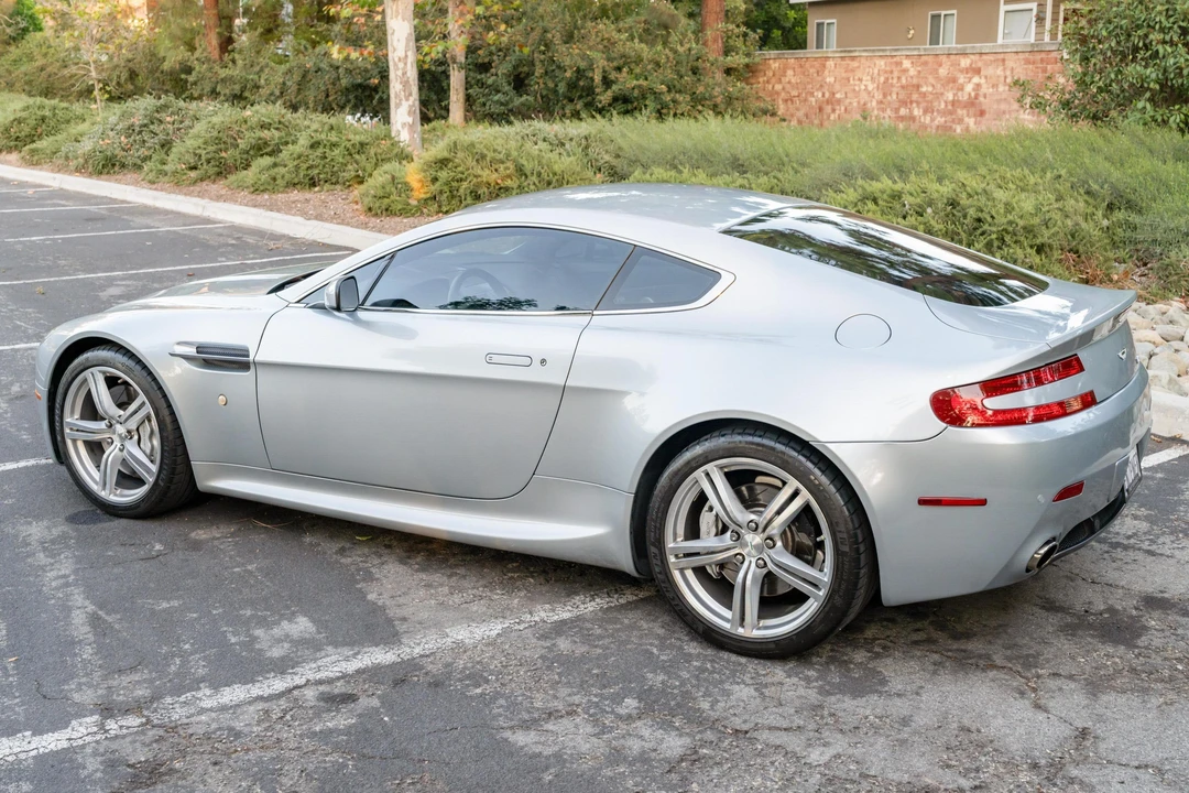 2009 Aston Martin V8 Vantage (2006-2017) - Image 5 of 31