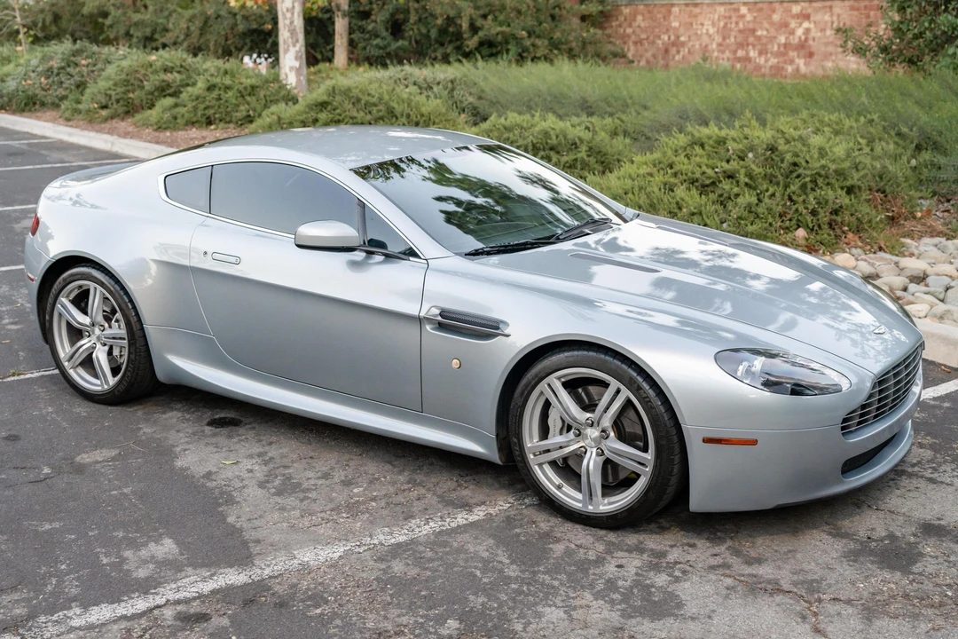 2009 Aston Martin V8 Vantage (2006-2017) - Image 3 of 31
