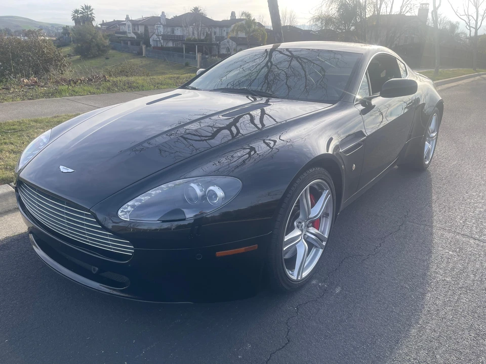 2009 Aston Martin V8 Vantage (2006-2017) - Image 8 of 31