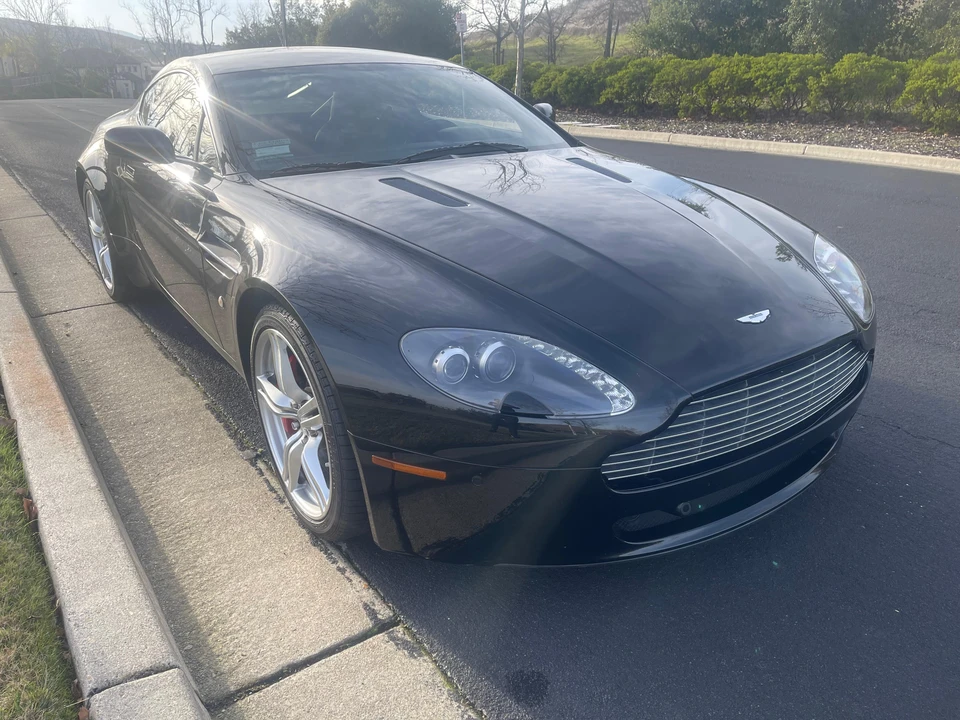 2009 Aston Martin V8 Vantage (2006-2017) - Image 14 of 31