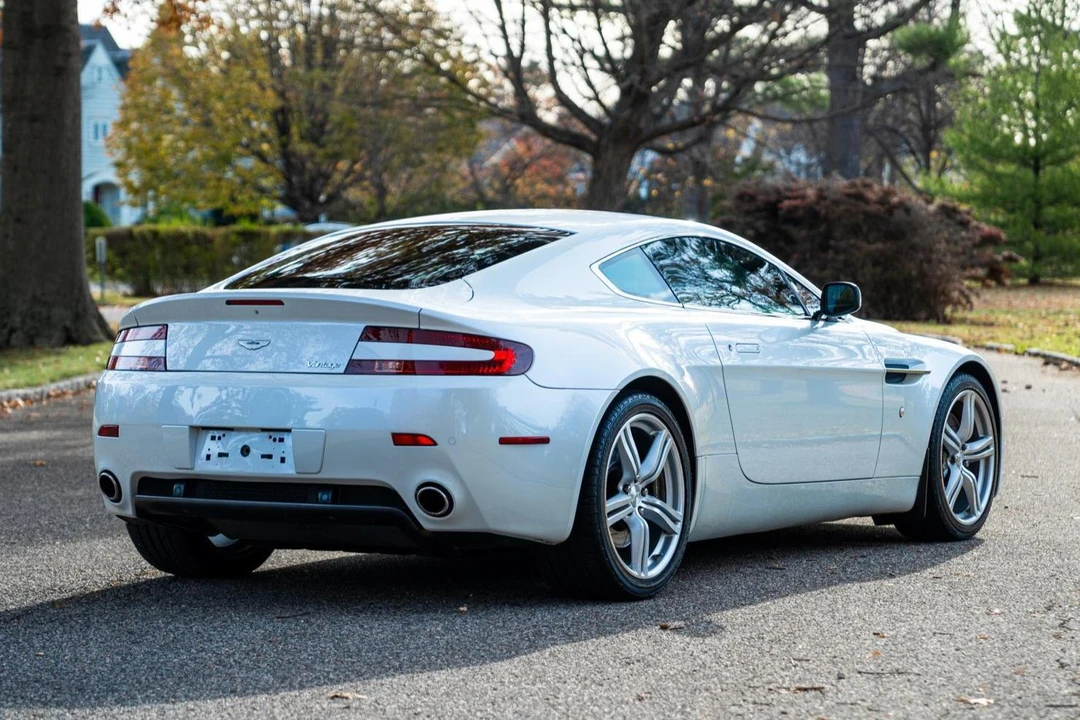 2009 Aston Martin V8 Vantage (2006-2017) - Image 4 of 31