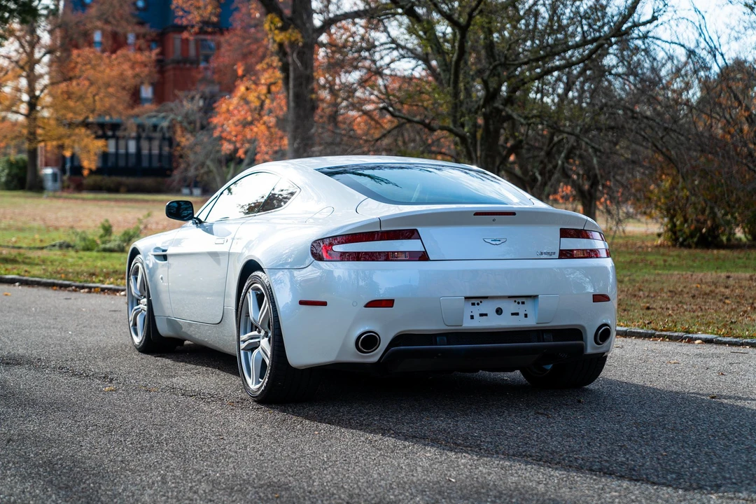 2009 Aston Martin V8 Vantage (2006-2017) - Image 20 of 31
